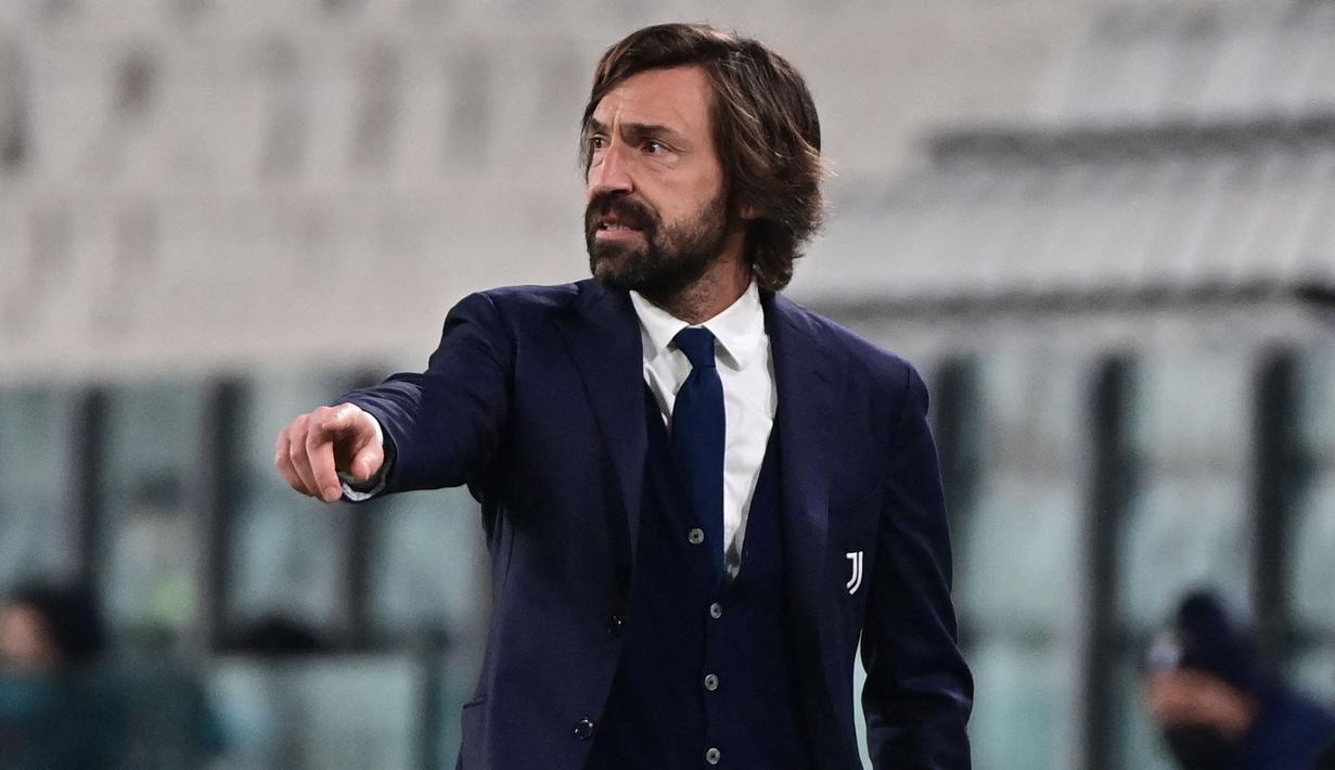 Andrea Pirlo merupakan mantan pemain sepak bola yang legendaris di liga Italia. Ia ditunjuk untuk menjadi pelatih kepala klub Juventus menggantikan Maurizio Sarri pada tahun 2020. Sayangnya karir kepelatihannya belum secemerlang kala seperti menjadi pemain bola. (Foto: AFP/Miguel Medina)