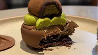 Kafe Bakery Ismaya Group Perdana Buka di Mal, Tawarkan Dubai Chewy Cookie nan Unik