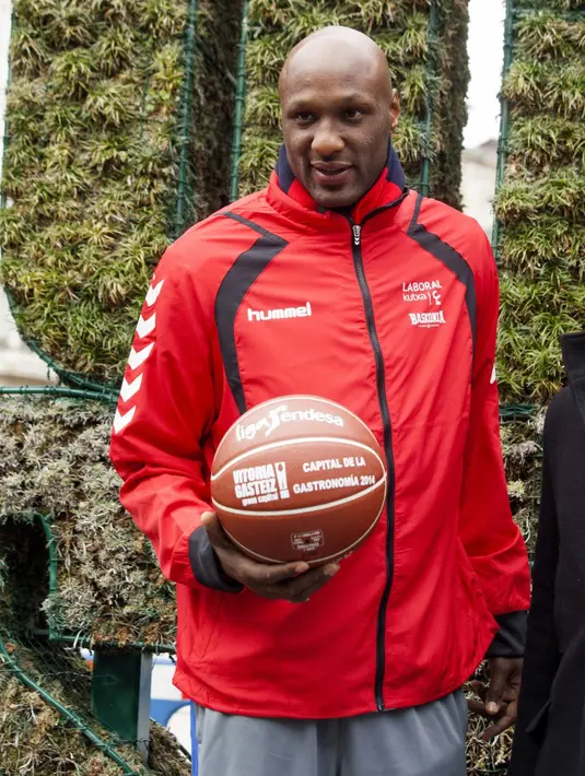  Lamar membantah mengadang Khloe, ia mengaku masih cinta pada Khloe. 'Aku tidak mengadang Khloe. Aku bukan ancaman baginya'. (Bintang/EPA)