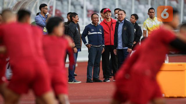 Official Training Timnas Indonesia Jelang Laga Semfinal Piala AFF 2022 Melawan Timnas Vietnam