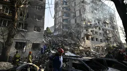 Serangan udara Rusia menghantam ibukota Ukraina, Kyiv, pada 17 Juni 2025. (Genya SAVILOV/AFP)
