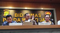 Direktur Reserse Siber Polda Metro Jaya, Kombes Roberto GM Pasaribu saat melakukan konferensi pers. (Foto: Liputan6.com/Ady Anugrahadi).