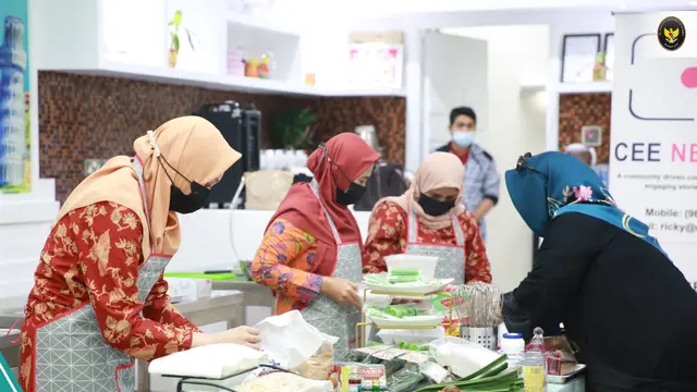 Hidangan khas Indonesia memukau peserta ASEAN Cook Festival 2021. (Dok KBRI Kuwait City)
