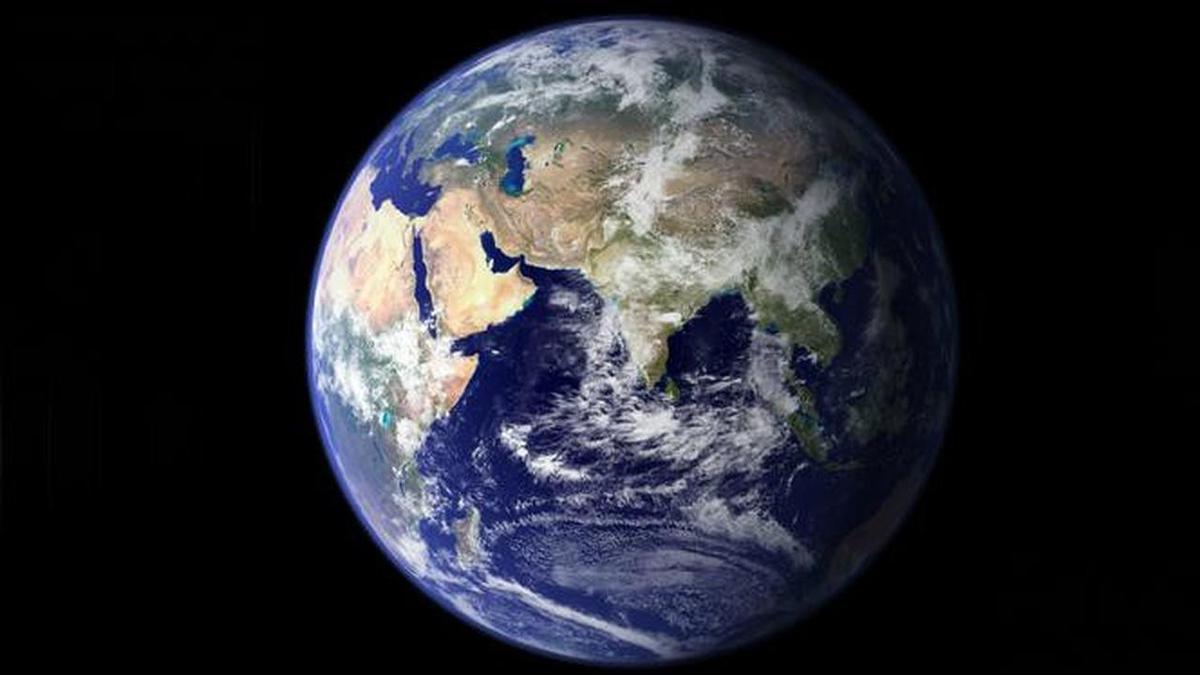 Mengenal Apa itu Fenomena Aphelion: saat Bumi di Titik Terjauh dari Matahari
