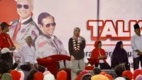 Istri calon presiden nomor urut 3 Ganjar Pranowo, Siti Atikoh Supriyanti dalam acara Talk Show dengan tema ‘Peran Perempuan Dalam Pendidikan Anak dan Masa Depan Bangsa’ di Akas Garage, Probolinggo, Jawa Timur, Kamis (25/1/2024). (Foto: Dokumentasi PDIP).