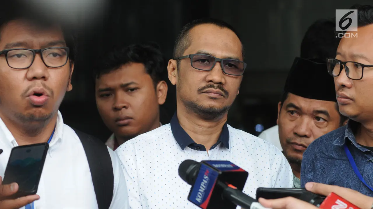 Abraham Samad Temui Pimpinan KPK