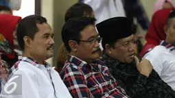 Calon Wagub DKI Jakarta, Djarot Saiful Hidayat (tengah) saat menghadiri deklarasi Relawan Matahari di Jakarta, Minggu (13/11). Deklarasi tersebut sebagai dukungan untuk Ahok dan Djarot di Pilkada DKI 2017. (Liputan6.com/Faizal Fanani)