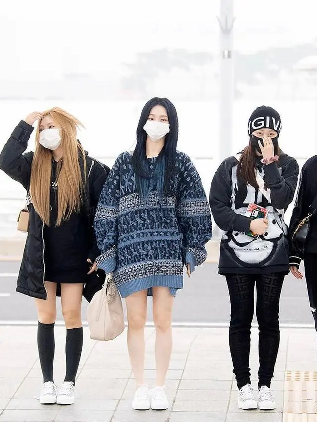 Gaya Sporty Casual Aespa saat Berangkat ke New York, Kenakan Givenchy Puluhan Juta