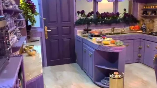 Interior Bergaya Kerajaan: Mewahnya Bak Istana Disney