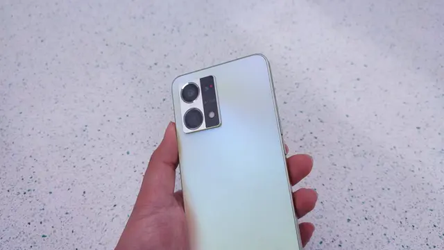 Oppo Reno8