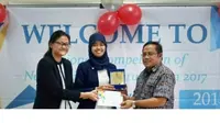 Mahasiswi STP NHI Bandung Gita Dwi Esthi dan Nadya Gita Puspita sukses meraih National Competition of New Business Venture Plan 2017. 