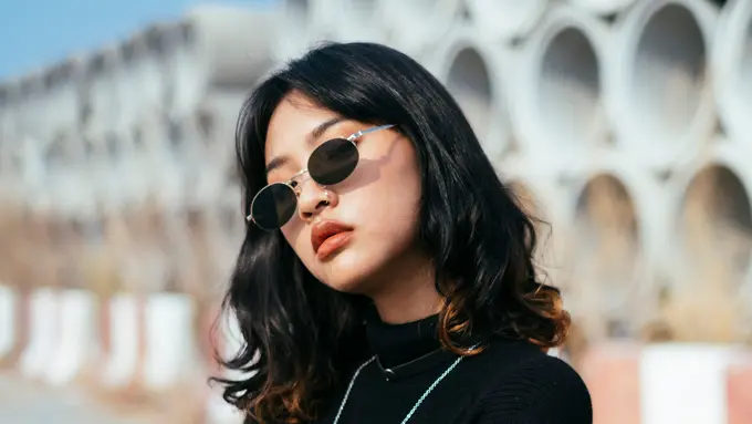 perempuan pemberontak angkuh