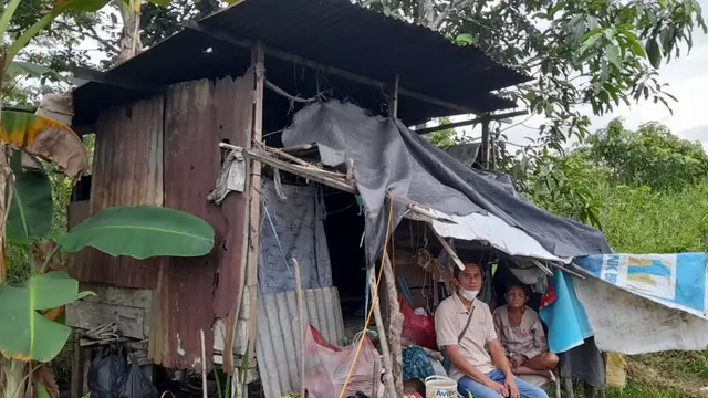 Nenek Zahra tinggal di kebun warga di Bulungan Kaltara.
