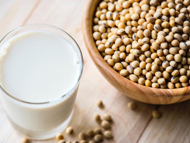 4 Manfaat Minum Susu Kedelai Selama Hamil Parenting Fimela Com