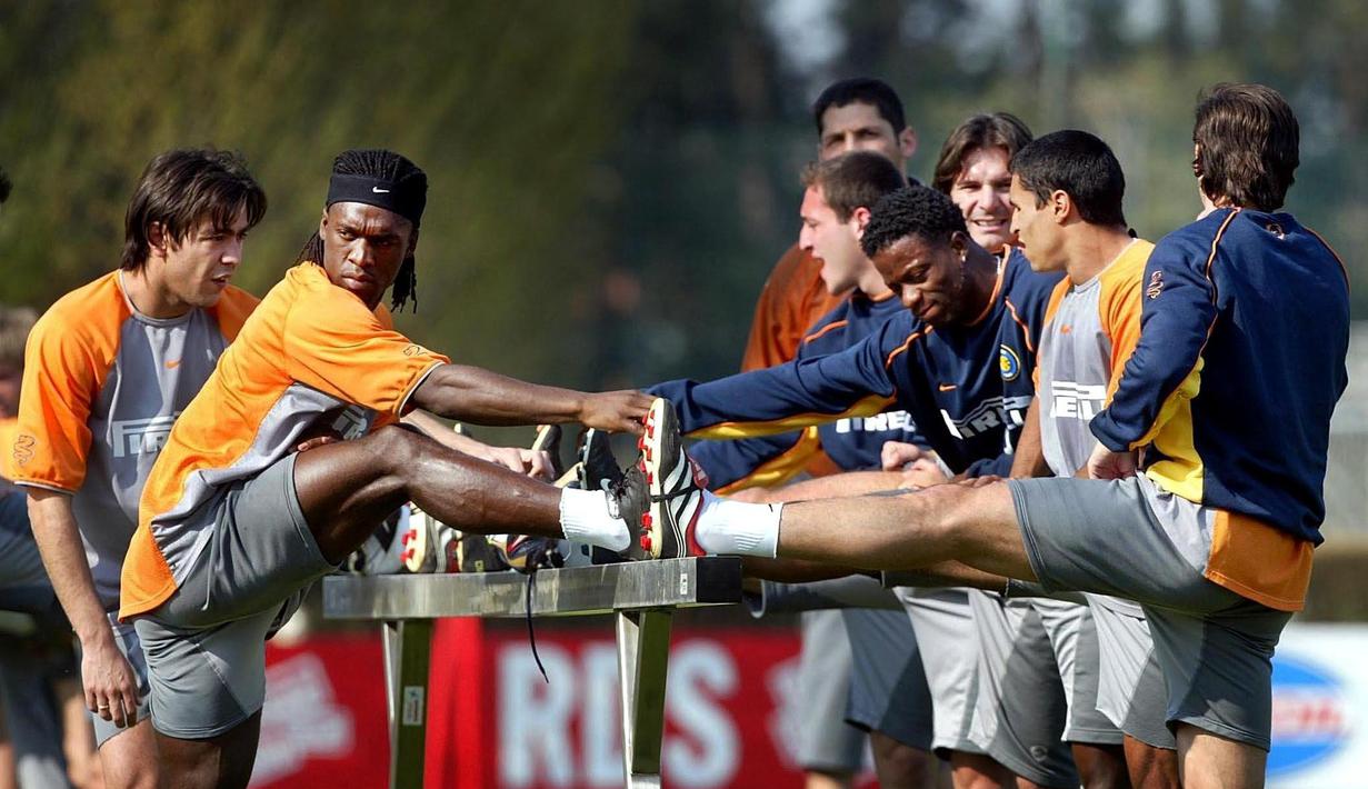 Pada Desember 1999, Clarence Seedorf hengkang ke Inter dari Real Madrid dengan nilai transfer 24,5 juta dolar AS. Dua musim di Inter, Seedorf gagal mempersembahkan gelar. (AFP/ANP/Robert Vos)
