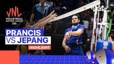 Berita video highlight pertandingan perempat final Volleyball Nations League Putra 2022, antara Prancis melawan Jepang, pada Kamis (21/7/22) malam WIB. Prancis berhasil menang 3-0 atas Jepang.