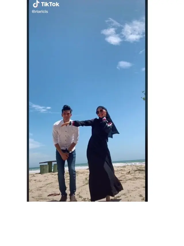 7 Potret Ria Ricis dan Teuku Ryan, Dikabarkan Dilamar pada September 2021