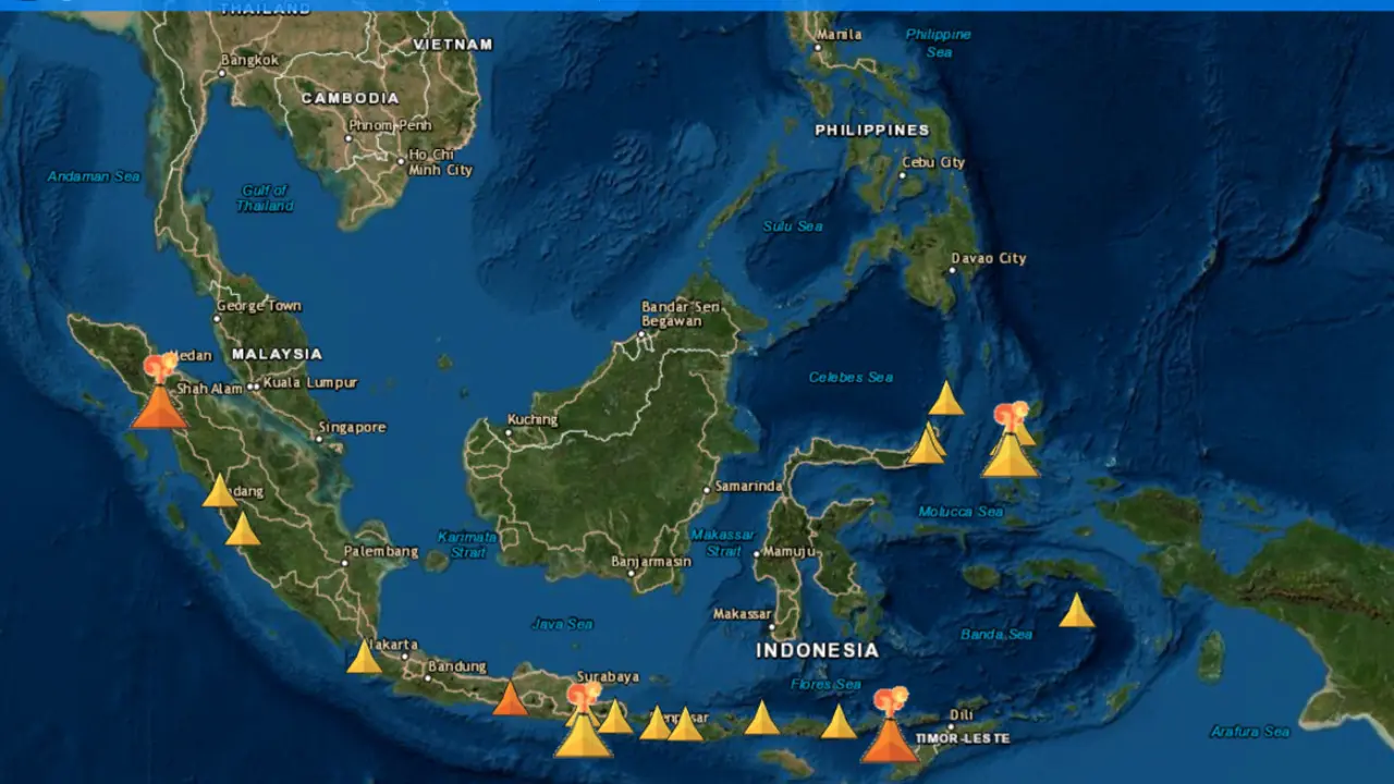 Badan Nasional Penanggulangan Bencana (BNPB) melaporkan, ada 3 gunung api di Indonesia berada pada status aktivitas vulkanik tingkat III atau Siaga.
