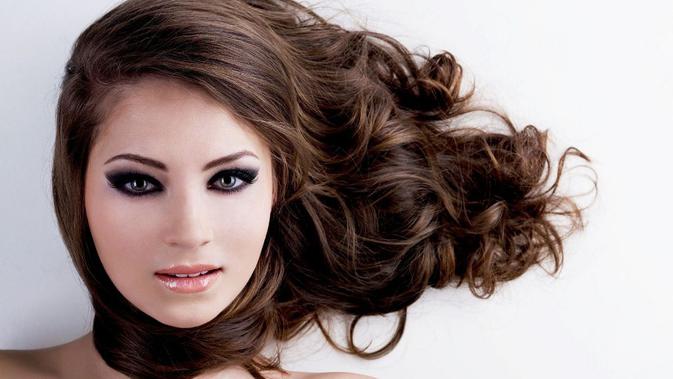 5 Gaya Rambut  yang Nggak Akan Pernah Terlihat Fail 
