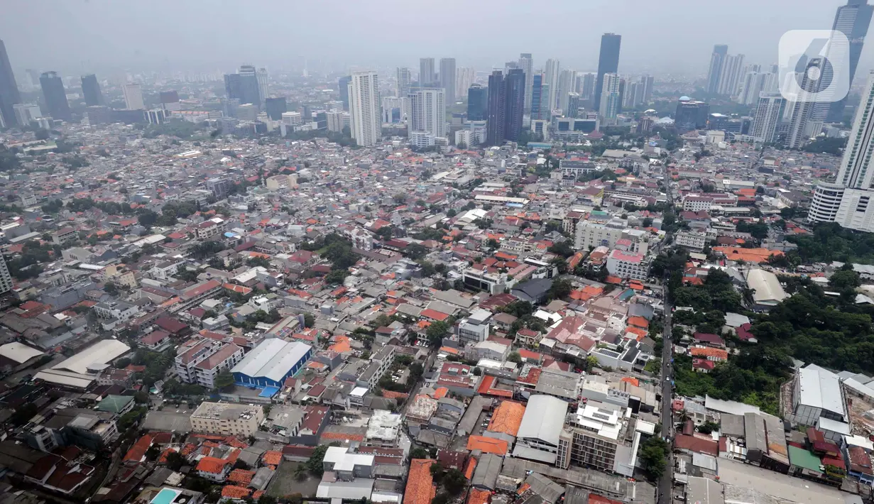 Dan PPH migas yang mencapai Rp 6,99 triliun atau setara 9,15 persen dari target APBN. (Liputan6.com/Angga Yuniar)