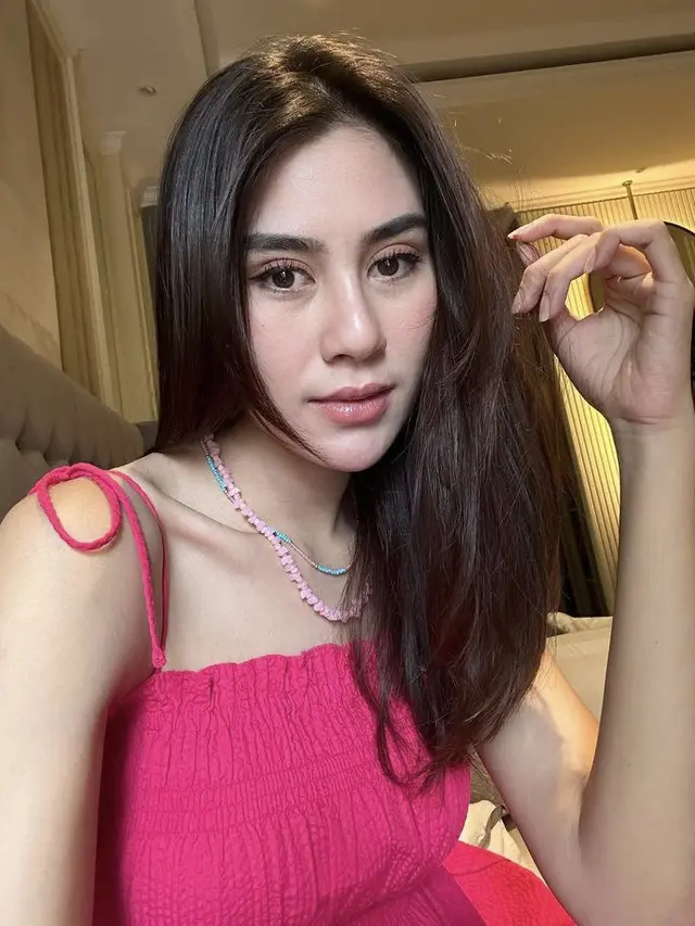 Syahnaz Sadiqah, credit: (@syahnazs)