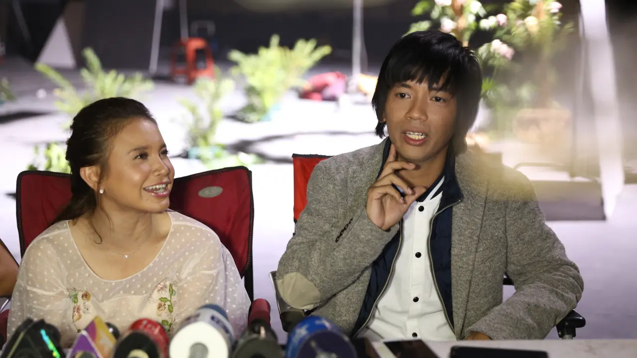 [Bintang] Ryan D'Masiv dan Rossa