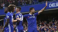 Selebrasi para pemain Chelsea usai Diego Costa mencetak gol pembuka ke gawang Middlesbrough pada pekan ke-36 Liga Inggris 2016/2017. (Adrian DENNIS / AFP)