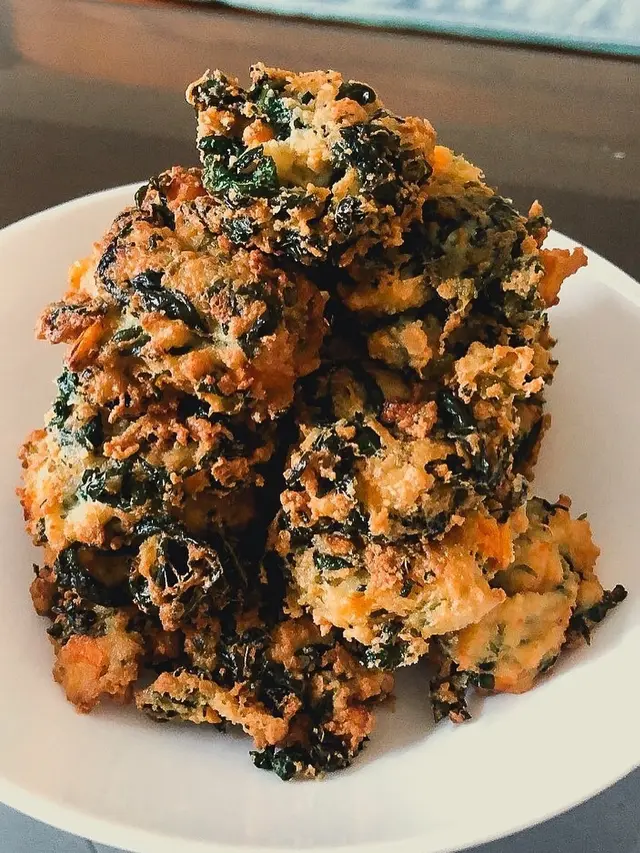 ilustrasi resep camilan enak dan menyehatkan berbahan dasar daun pepaya/Instagram: @gembulinaja