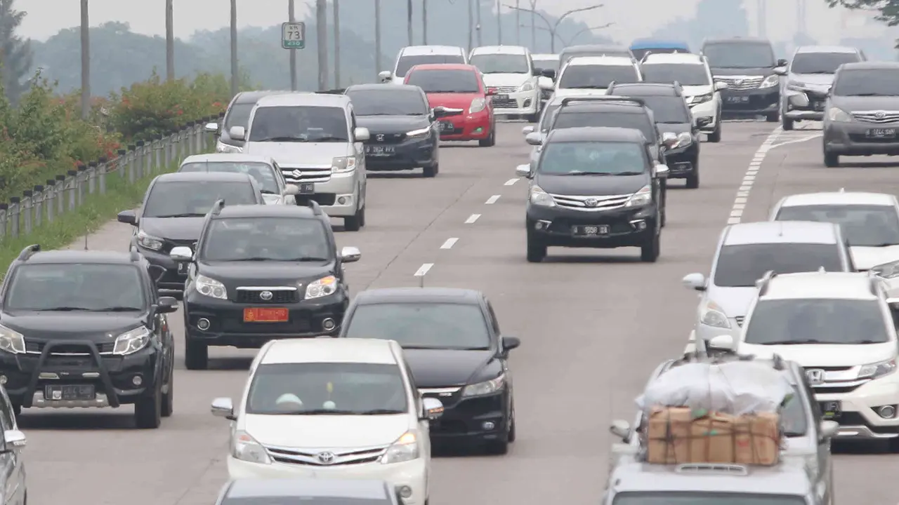 Tol Jakarta-Cikampek Terapkan Contraflow