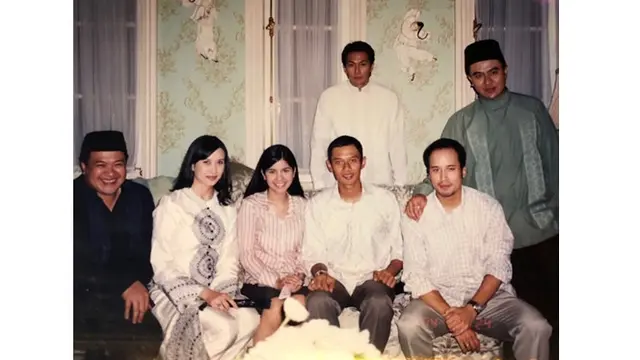 6 Foto Lawas AHY dan Annisa Pohan saat Awal Menikah, Mesra Sedari Dulu