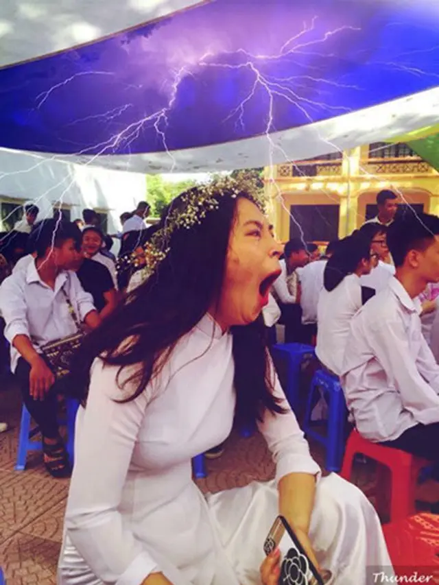 Ulah Kocak Warganet Isengi Foto Gadis yang Menguap