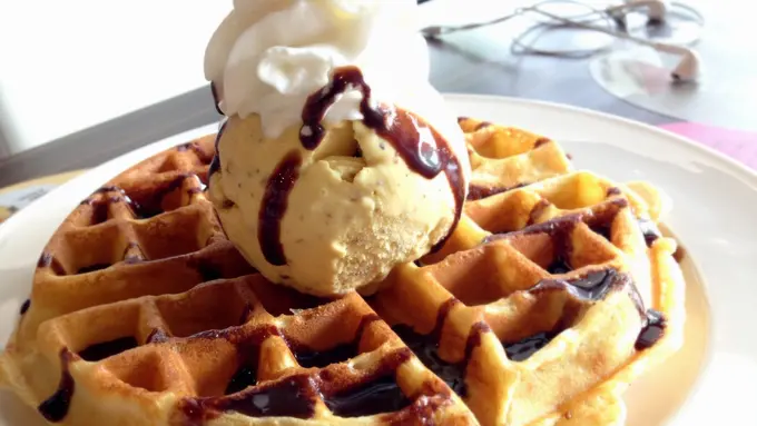 Es Krim untuk Sarapan Kamu