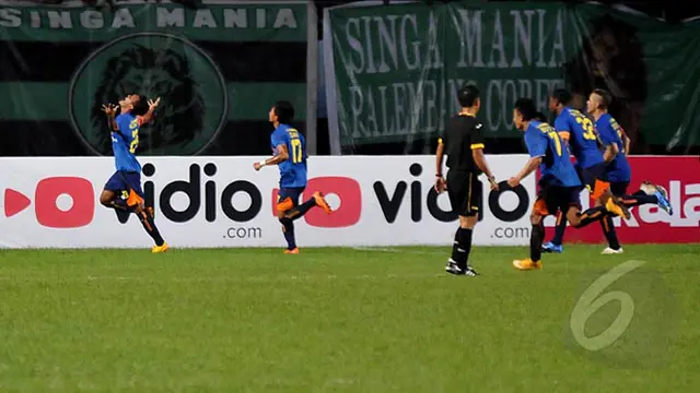 Arema Cronus Juara SCM Cup 2015