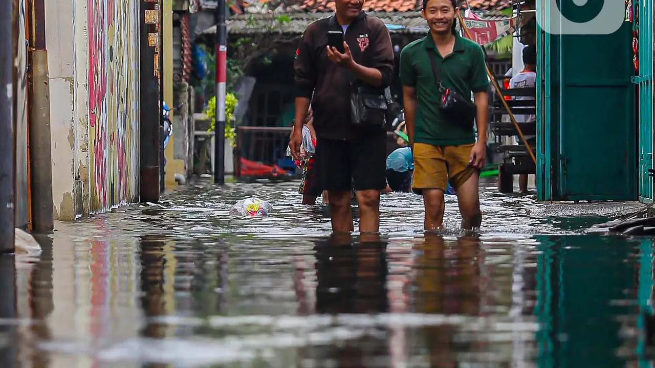 Banjir Masih Rendam 15 RT di Jakarta