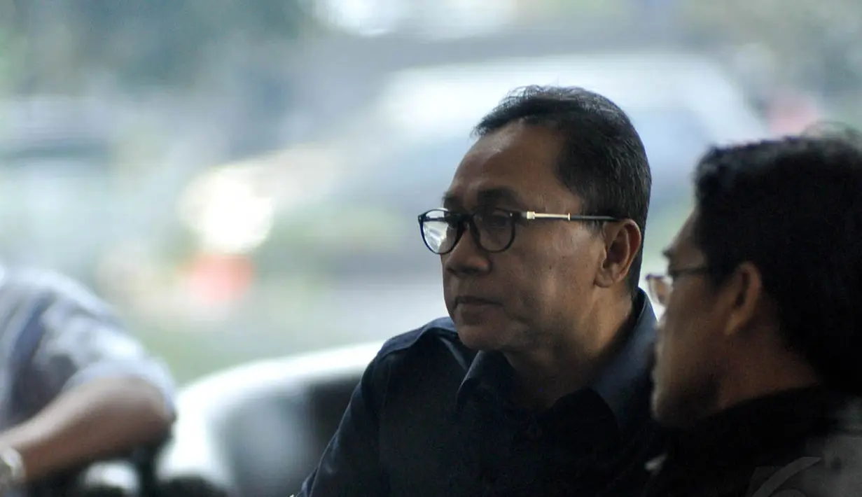 Ketua MPR, Zulkifli Hasan, enggan berkomentar banyak mengenai pemeriksaannya di KPK, Jakarta, Rabu (12/11/2014). (Liputan6.com/Miftahul Hayat)