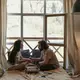 Zodiak Cancer dan Taurus memiliki nilai yang serupa dalam memandang hubungan (Sumber: Pexels.com)