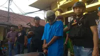 Debt Colector Apes, Nantang Kapolres