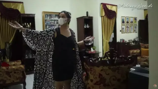 Kediaman Mpok Atiek (YouTube/Melaney Ricardo)