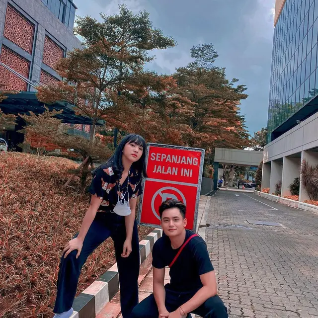 Main Sinetron Bareng, Ini 6 Potret Kebersamaan Randy Martin dan Harini Sondakh