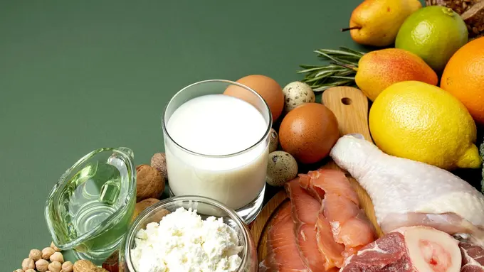 Daftar Makanan Tinggi Probiotik yang Bikin Pencernaan Lebih Sehat - Cover