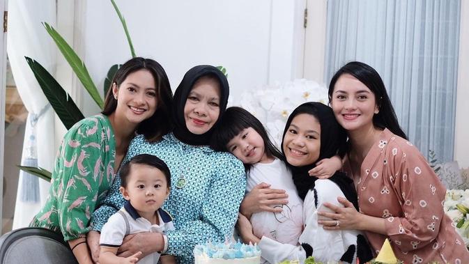 Ririn Ekawati dan Rini Yulianti (Instagram/riniyulianti)