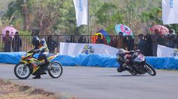 Ajang balap legendaris kali ini diikuti 246 starter dari 13 kelas yang dilombakan. (Bola.com/M Iqbal Ichsan)