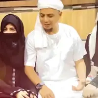 Rumah tangga harmonis dalam keluarga Ustaz Arifin Ilham dengan ketiga istrinya. Hal itu bisa terlihat dari akun instagram milik istri pertamanya yang telah dua puluh tahun mendampinginya.  (Instagram/yuni_syahla_aceh)