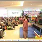 Pertunjukan muslik angklung di sebuah pusat perbelanjaan di FIlipina. (Dok: KJRI Davao City/Kemlu RI)