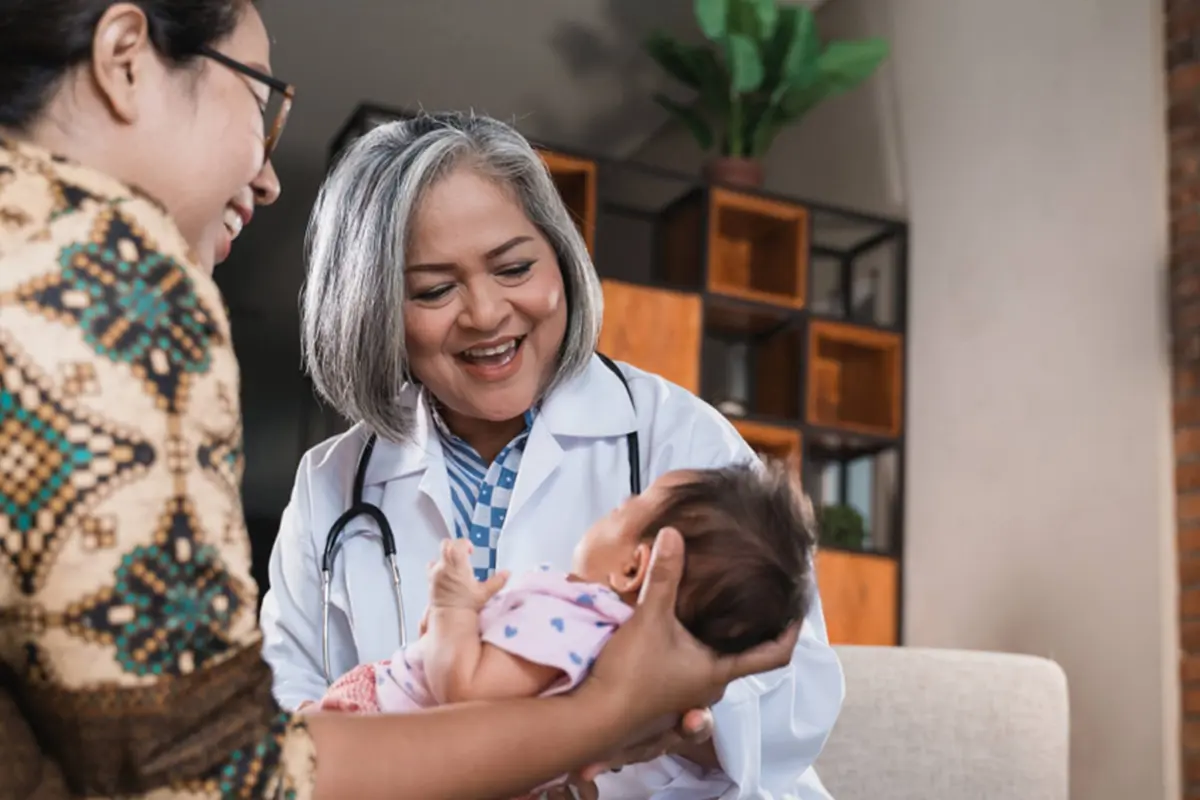 IDAI Ungkap Pentingnya Imunisasi Dasar Anak Sebelum Mendapatkan Vaksin Covid-19