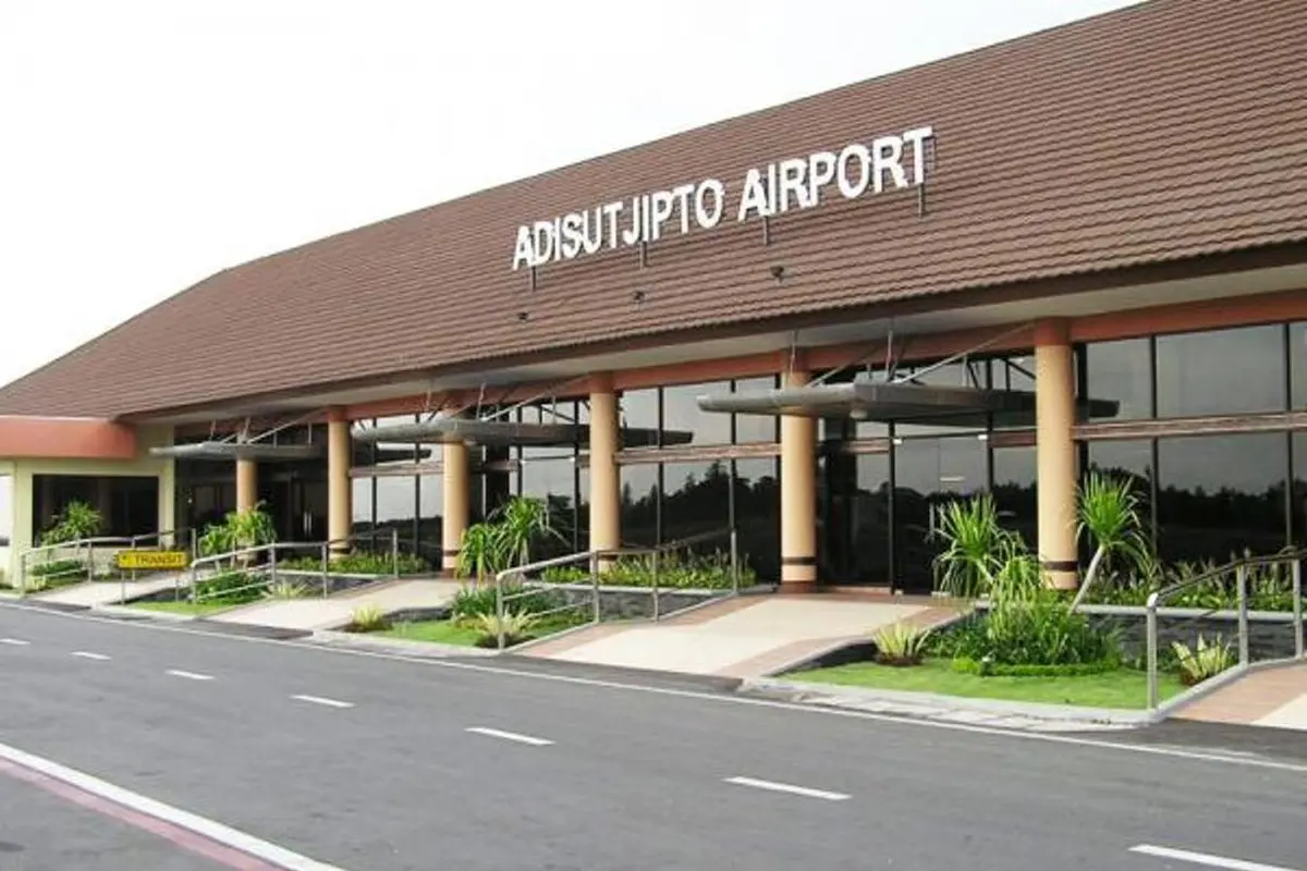 Nahas, Pesawat Tempur TNI Jatuh di Yogyakarta