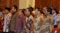 Selain Jusuf Kalla, juga tampak hadir Ketua MPR Zulkifli Hasan, Wakil Ketua MPR Hidayat Nur Wahid, EE Mangindaan, Mahyudin, Oesman Sapta, Jakarta, Senin (10/11/2014). (Liputan6.com/Andrian M Tunay)