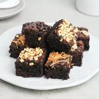 ilustrasi fudgy brownies/tyasindayanti/Shutetrstock