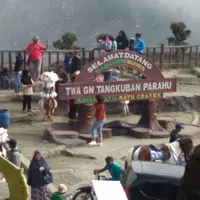 Suasana Gunung Tangkuban Parahu dua pekan sebelum erupsi (Liputan6.com/Komarudin)