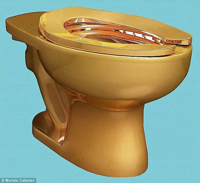 Toilet berlapis emas | Photo: Copyright asiantown.net